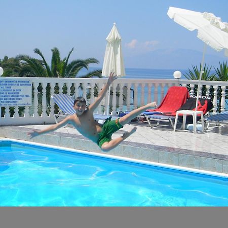 Clear Horizon Aparthotel Amoudi Bagian luar foto